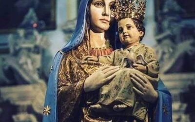 LE FESTE DI SETTEMBRE NEL SEGNO DELLA SPERANZA.  IL COMITATO FESTE OFFRE IL DONO A S.E. EMIDIO CIPOLLONE CHE LO HA GIRATO ALLA CARITAS DIOCESANA